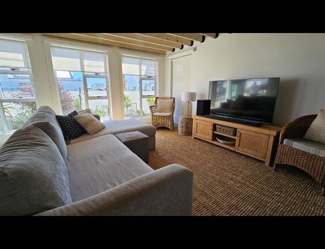 2 BEDROOM HOUSE FOR SALE IN BRITANNIA BAY